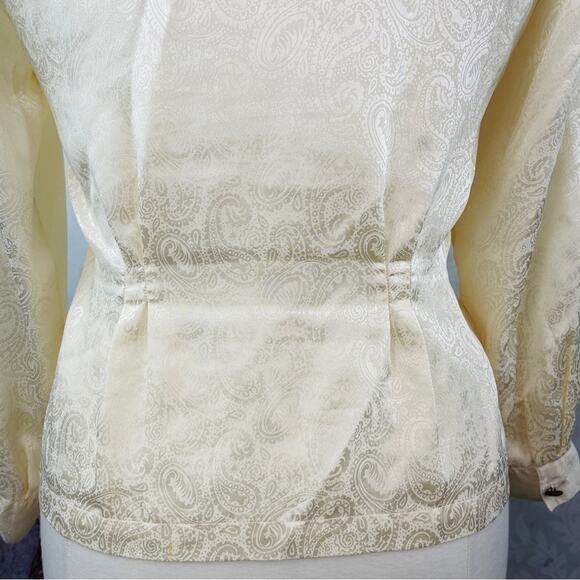 Leslie Fay Petite Sportswear Vintage cream blouse ornate pattern Size 14 PETITE - Picture 9 of 13